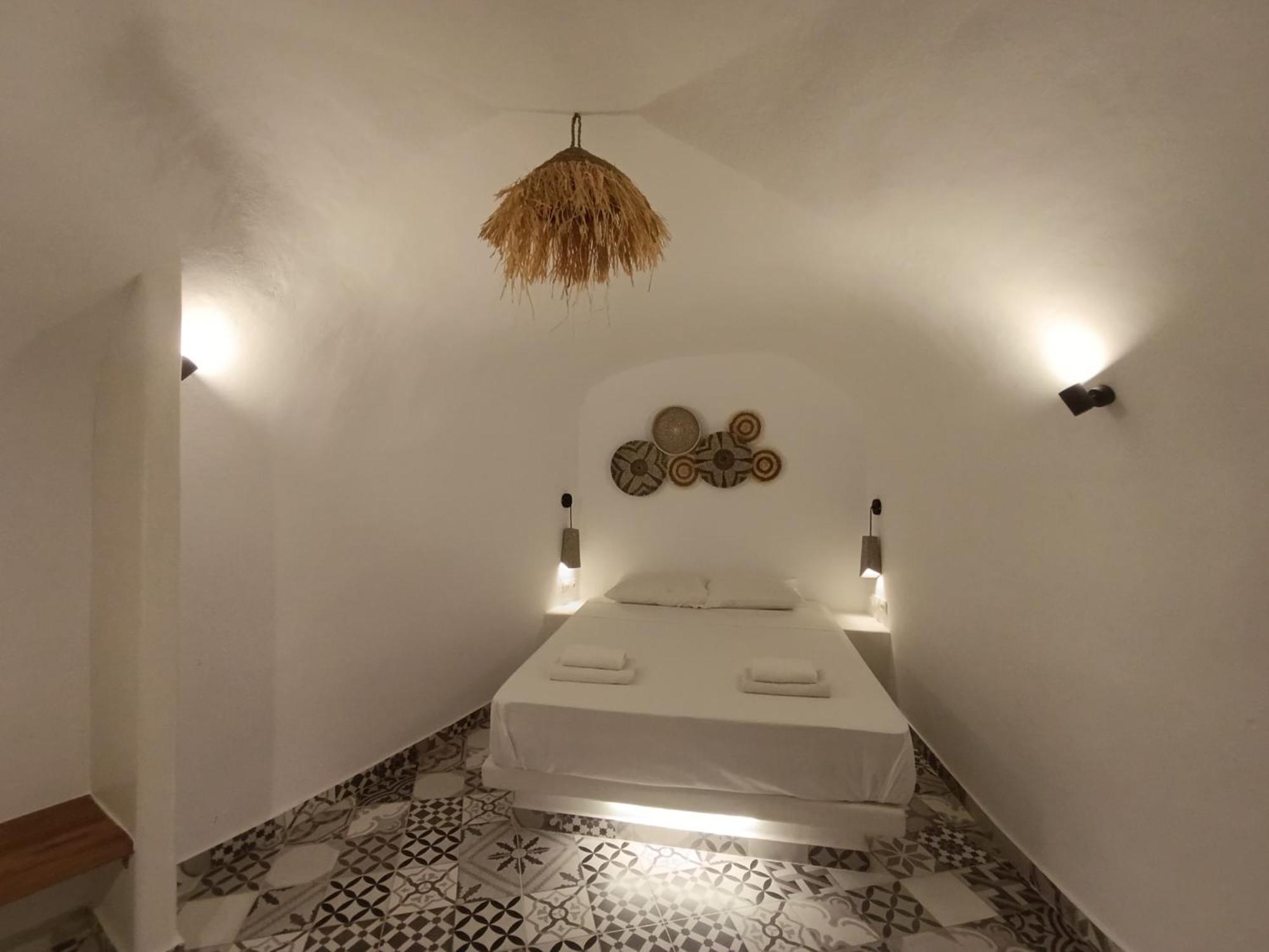Cycladic Center Cave Rooms ฟิรา ภายนอก รูปภาพ