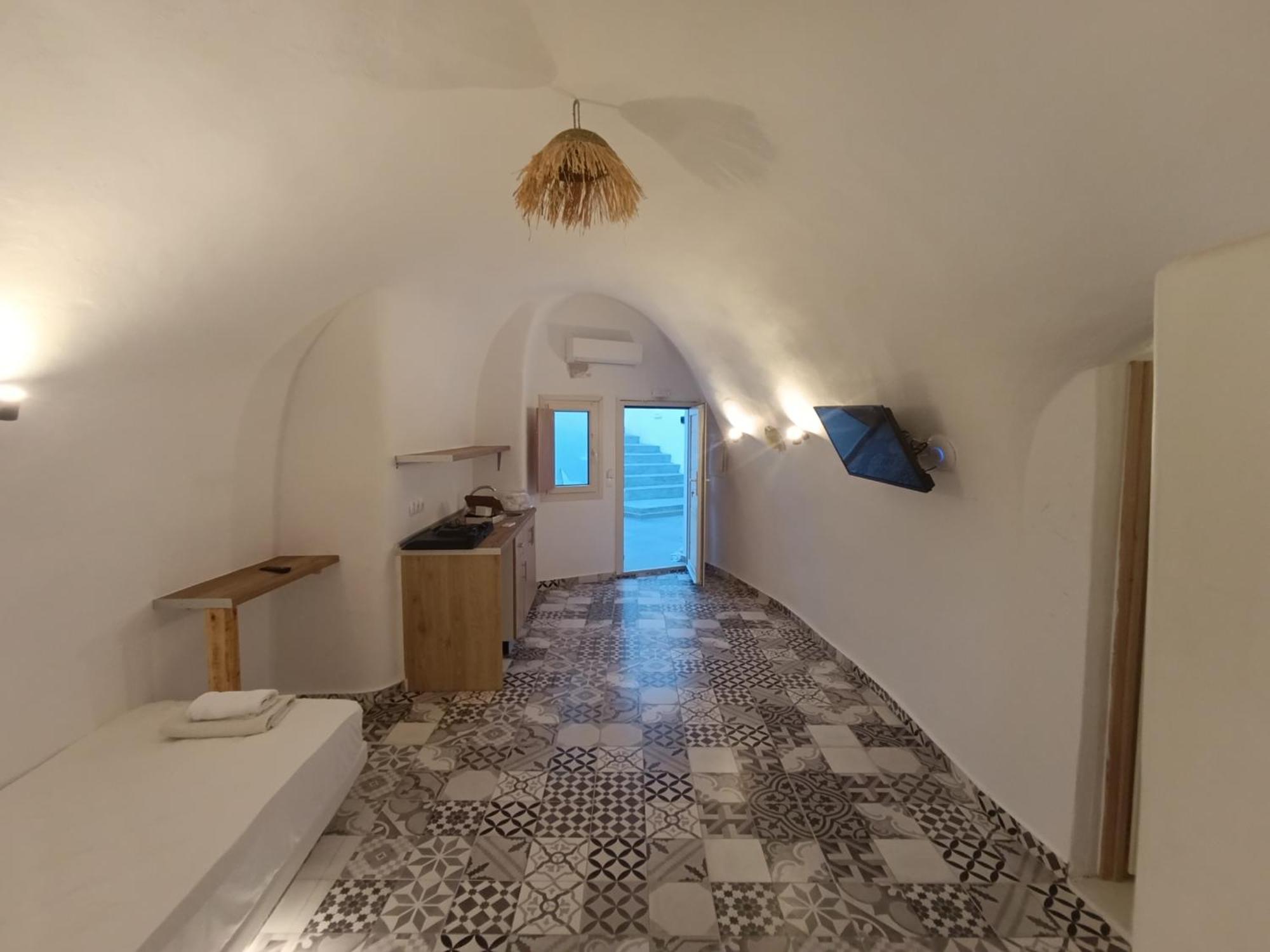 Cycladic Center Cave Rooms ฟิรา ภายนอก รูปภาพ
